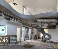 Cầu thang xoắn inox căn hộ tại Sài Gòn